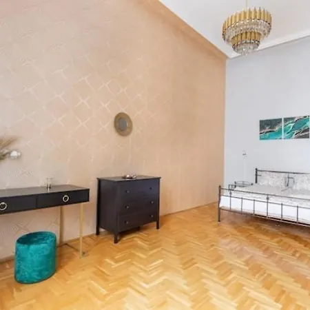 Апартаменты Mosaic Manor Будапешт