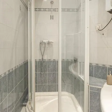 Mosaic Manor * Budapeste
